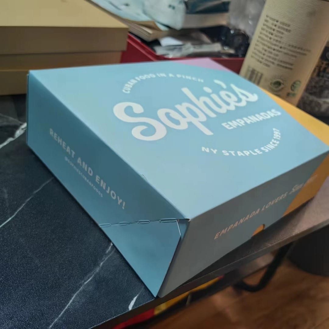 Custom printed gift box, pillow box, label or tissue by Pack Plus Printing